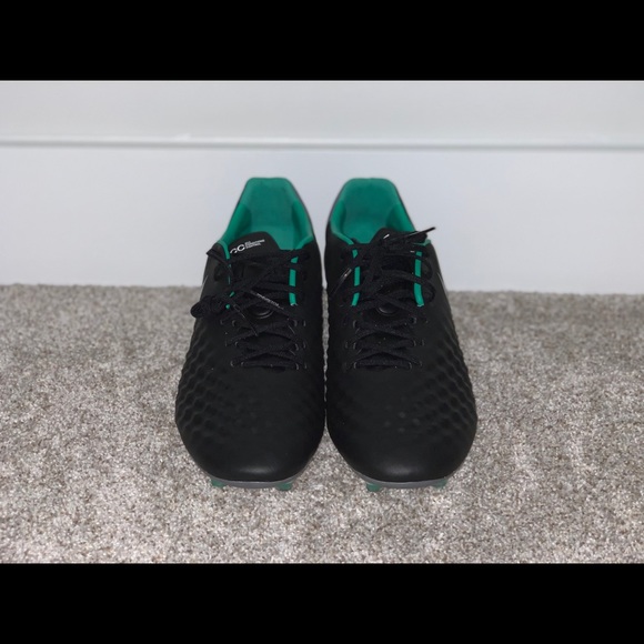 Nike Soccer Cleats Black Grey Green Size 12.5 - Picture 2 of 7
